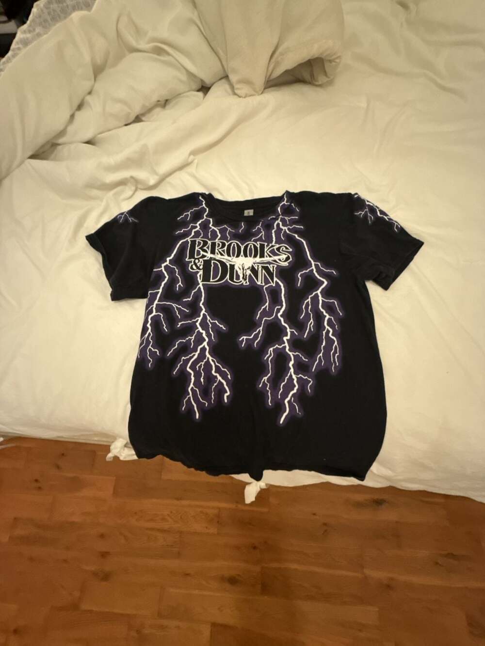 Vintage Brooks & Dunn Electric Rodeo 90s Concert Tour Lightning Graphic T-Shirt